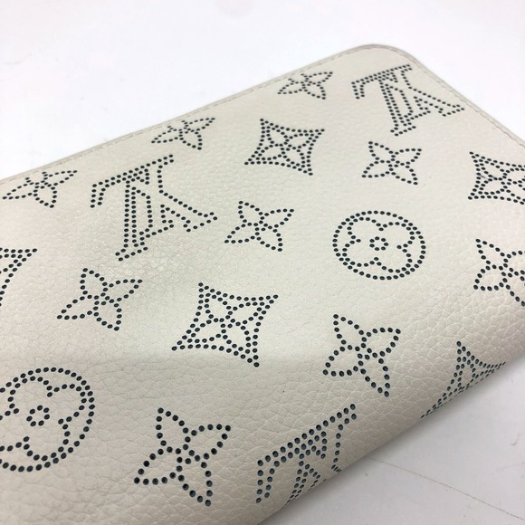 Louis Vuitton Monogram Zippy Wallet Round Zipper Snow Blue - Picture 4 of 8